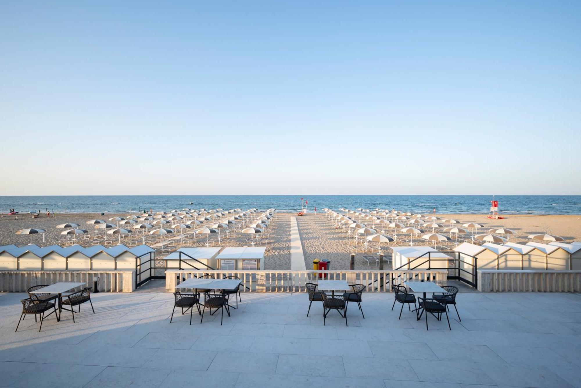 Hotel Playa Suite Fano Zewnętrze zdjęcie