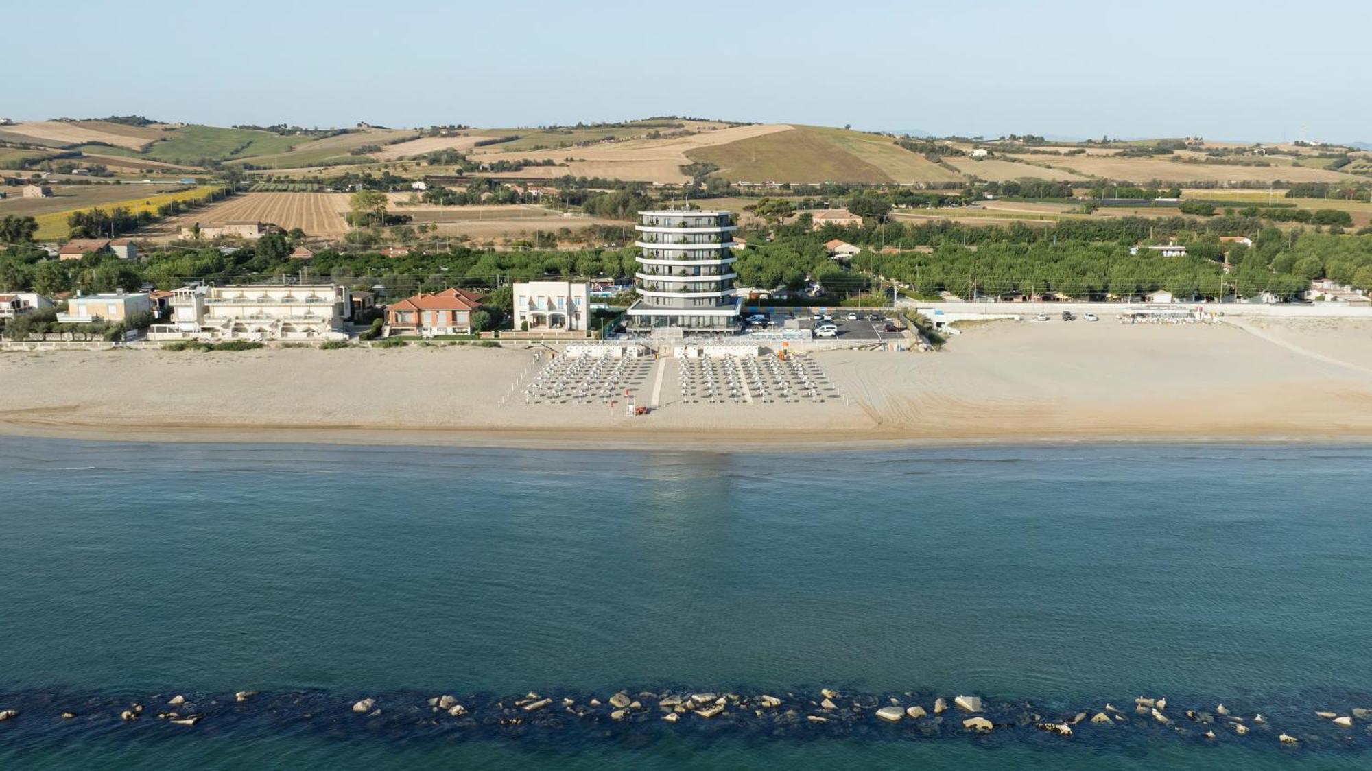 Hotel Playa Suite Fano Zewnętrze zdjęcie